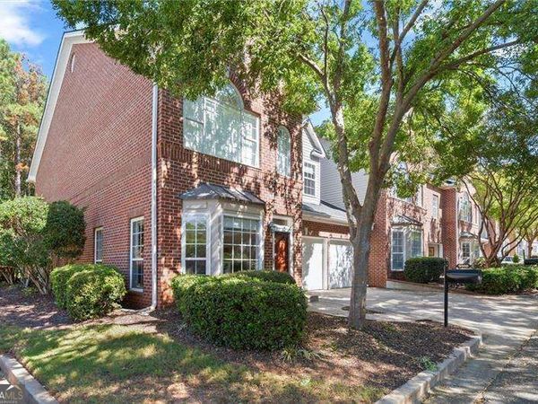 9000 Lexington Drive, Roswell, GA 30075