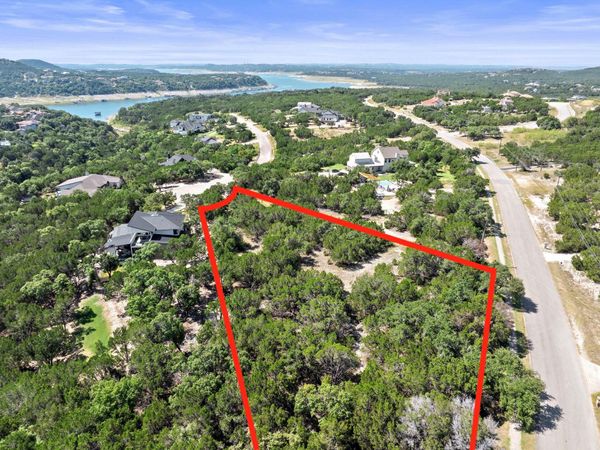 17604 Hunters HOLW , Jonestown, TX 78645