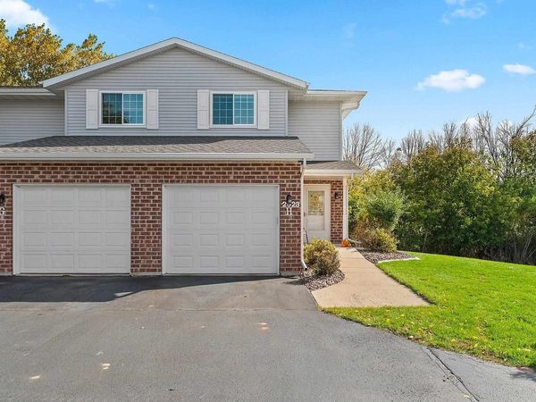 2523 TELLURIDE TRAIL, Unit 8 (H), Green Bay, WI 54313