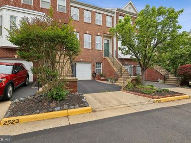 2525 JAMES MADISON CIRCLE , HERNDON, VA 20171