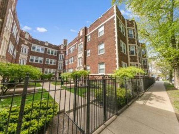1067 W Glenlake Avenue, Unit 2, Chicago, IL 60660