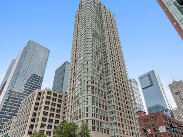 345 N LaSalle Drive , Unit 3004, Chicago, IL 60654