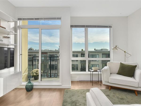 517 Fisgard St, Unit #516, Victoria, BC V8W 0C5