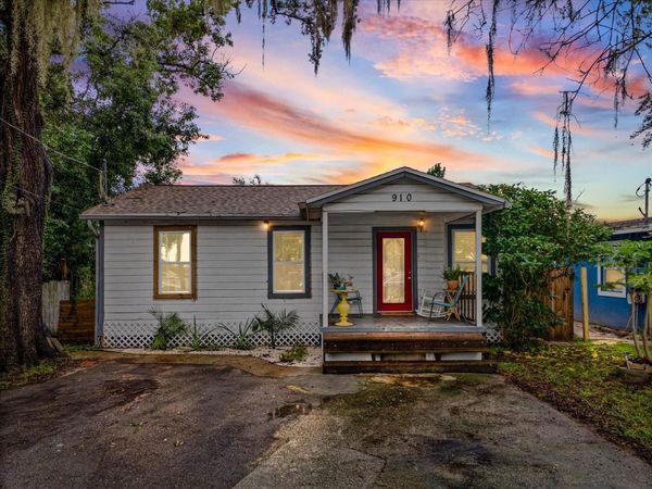910 E ESKIMO AVENUE, TAMPA, FL 33604