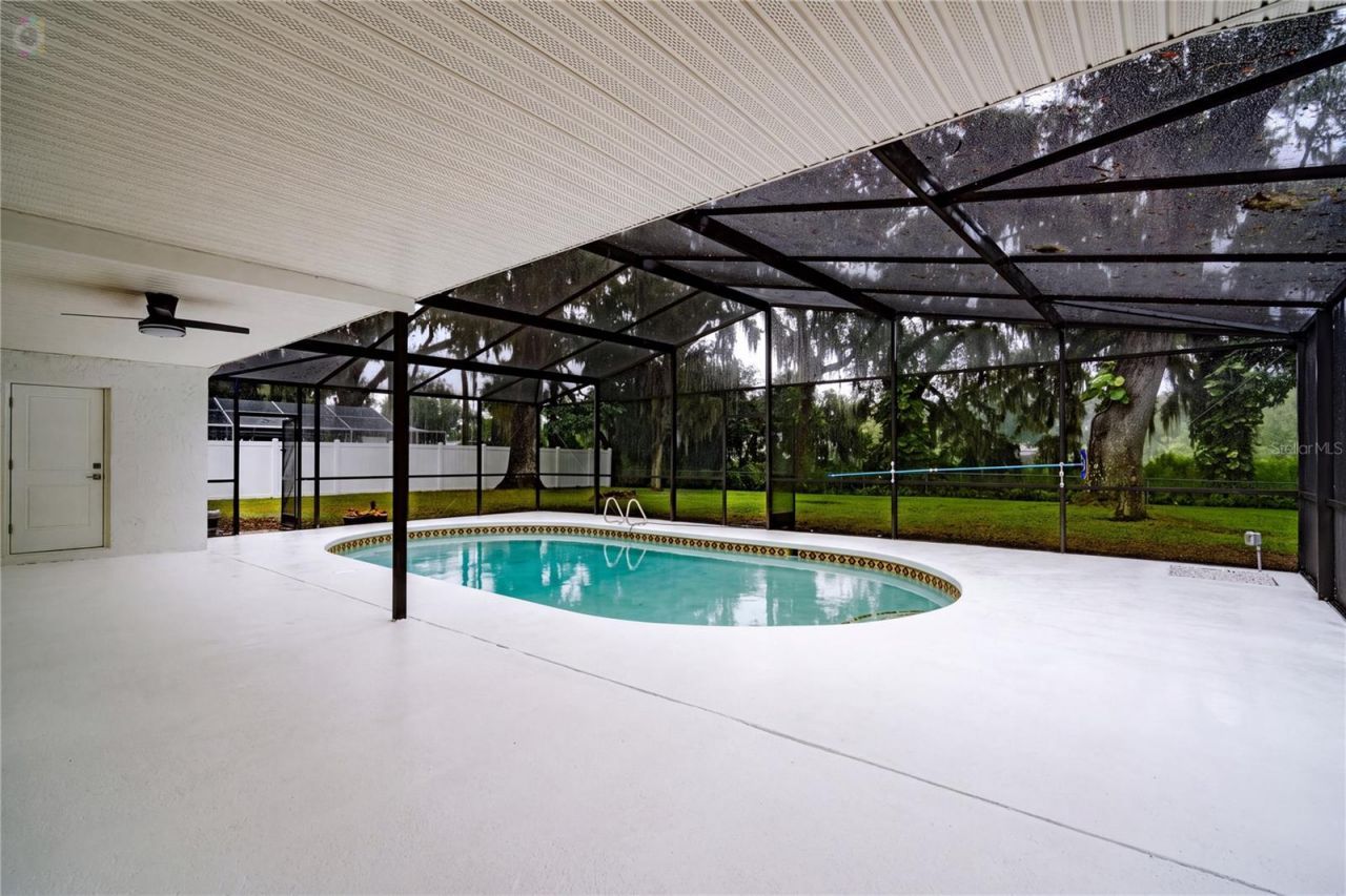 611 Rooks Road , Seffner, FL 33584 Photo