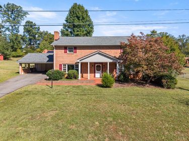 145 Yellowstone Drive, Lynchburg, VA 24502