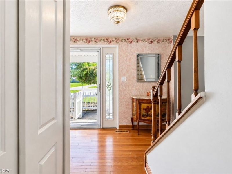 2594 Lydia Drive SW, Lordstown, OH 44481 Photo 32