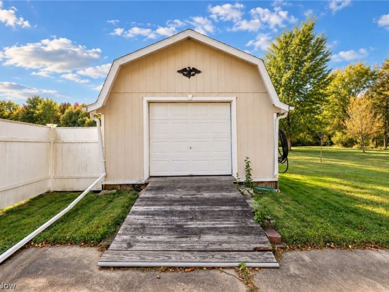 2594 Lydia Drive SW, Lordstown, OH 44481 Photo 40