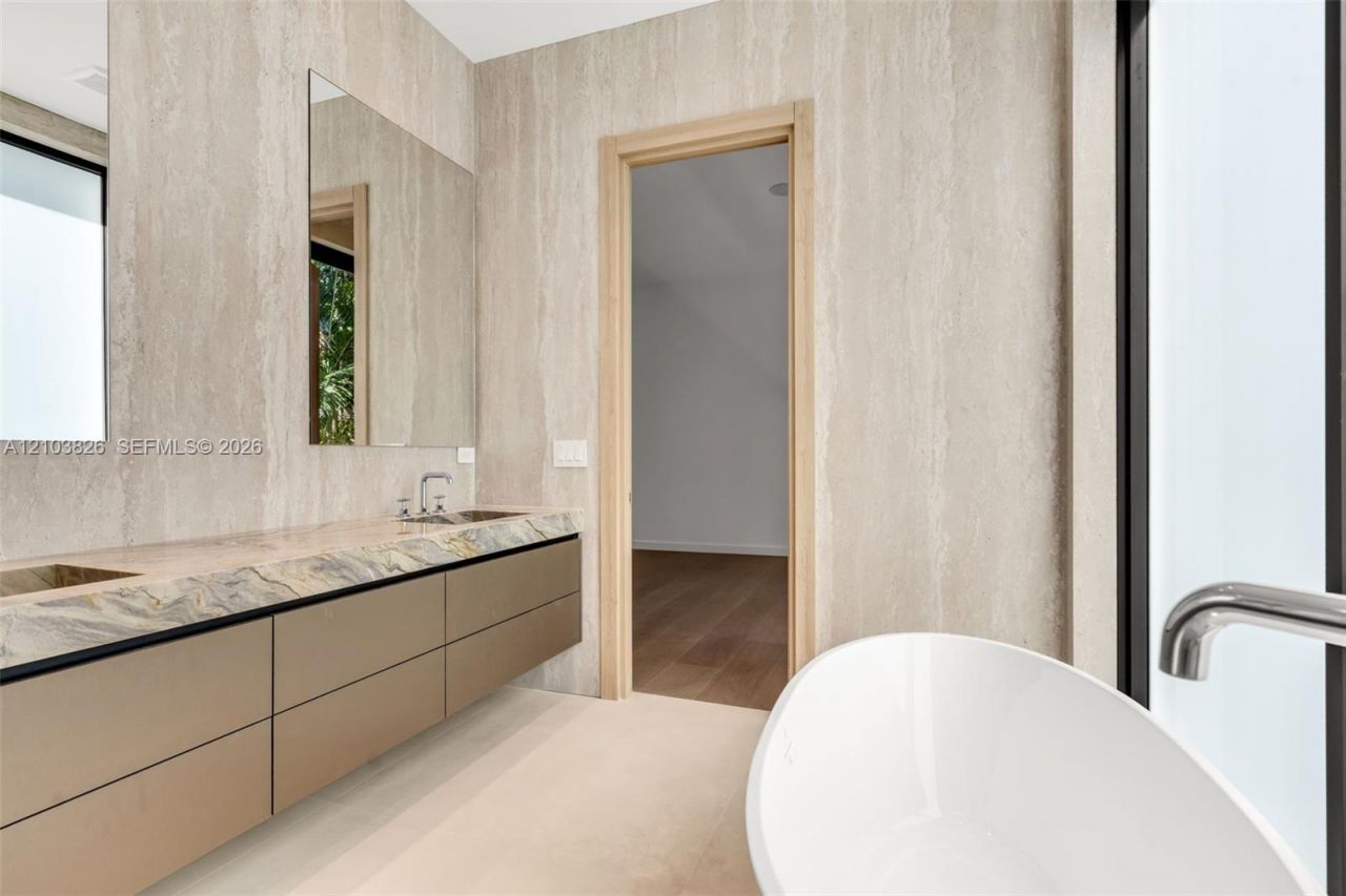3171 Matilda St, Unit 3173, Coconut Grove, FL 33133 Photo