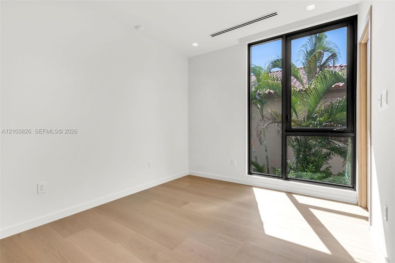 3171 Matilda St, Unit 3173, Coconut Grove, FL 33133 Photo