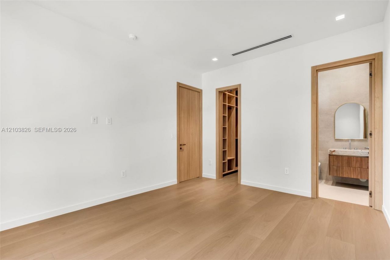 3171 Matilda St, Unit 3173, Coconut Grove, FL 33133 Photo