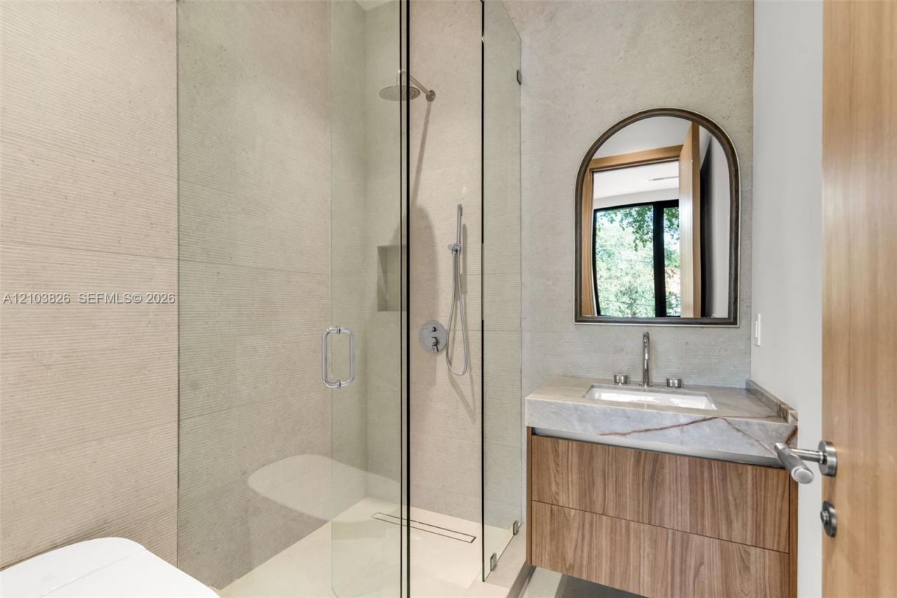 3171 Matilda St, Unit 3173, Coconut Grove, FL 33133 Photo