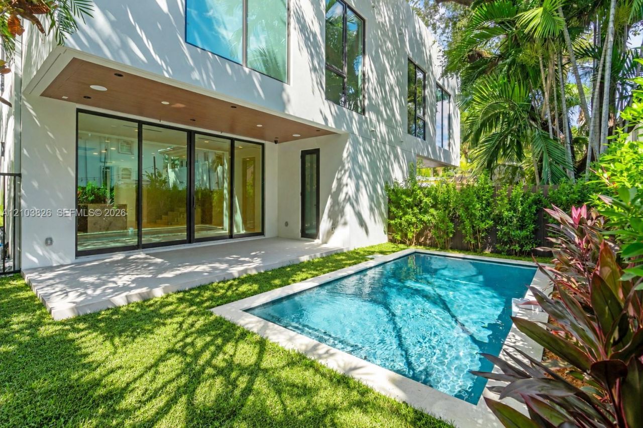 3171 Matilda St, Unit 3173, Coconut Grove, FL 33133 Photo