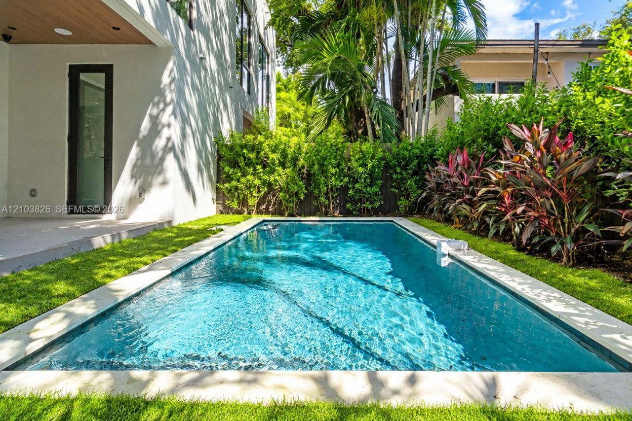 3171 Matilda St, Unit 3173, Coconut Grove, FL 33133 Photo