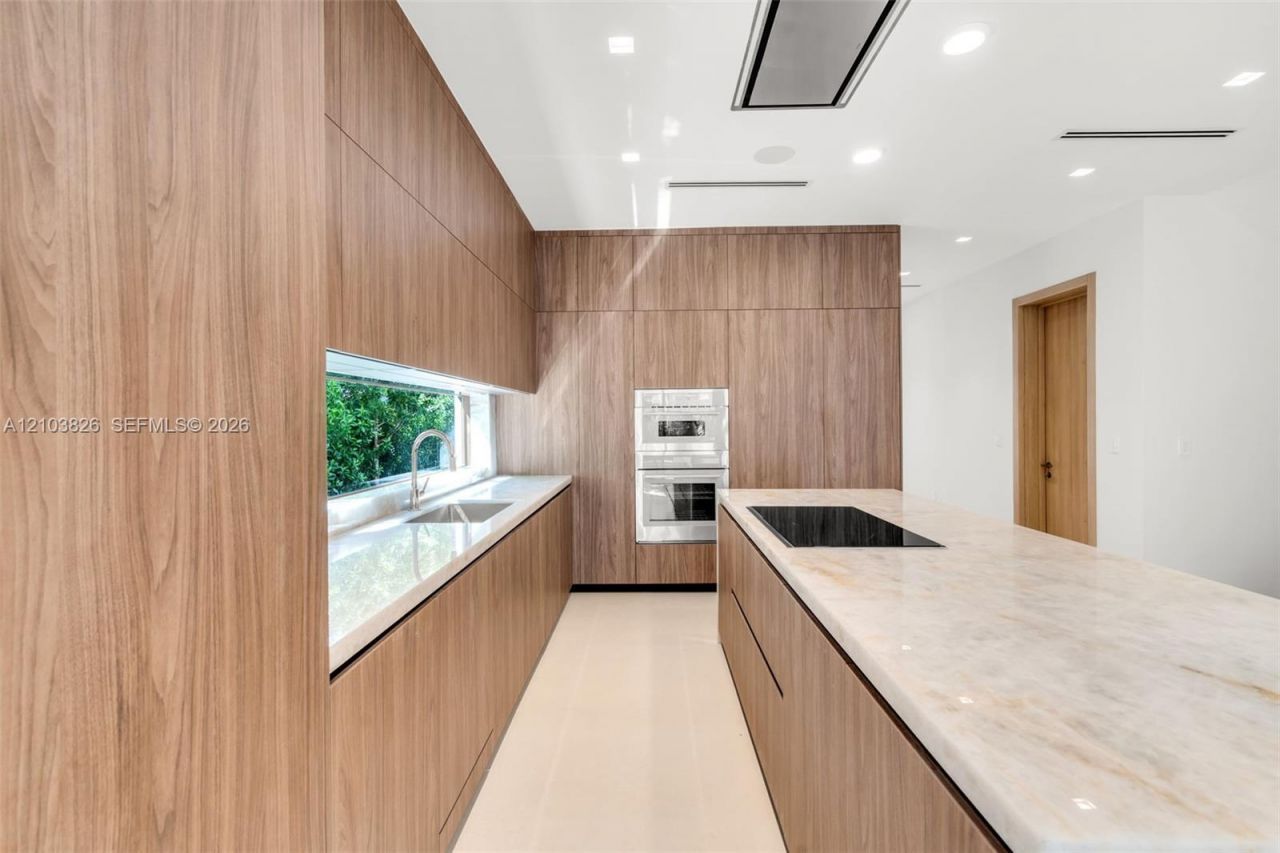 3171 Matilda St, Unit 3173, Coconut Grove, FL 33133 Photo