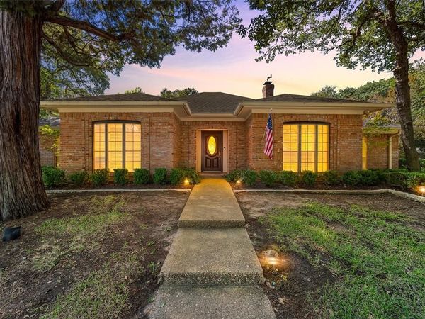 3906 Green Oak Drive, Waco, TX 76710