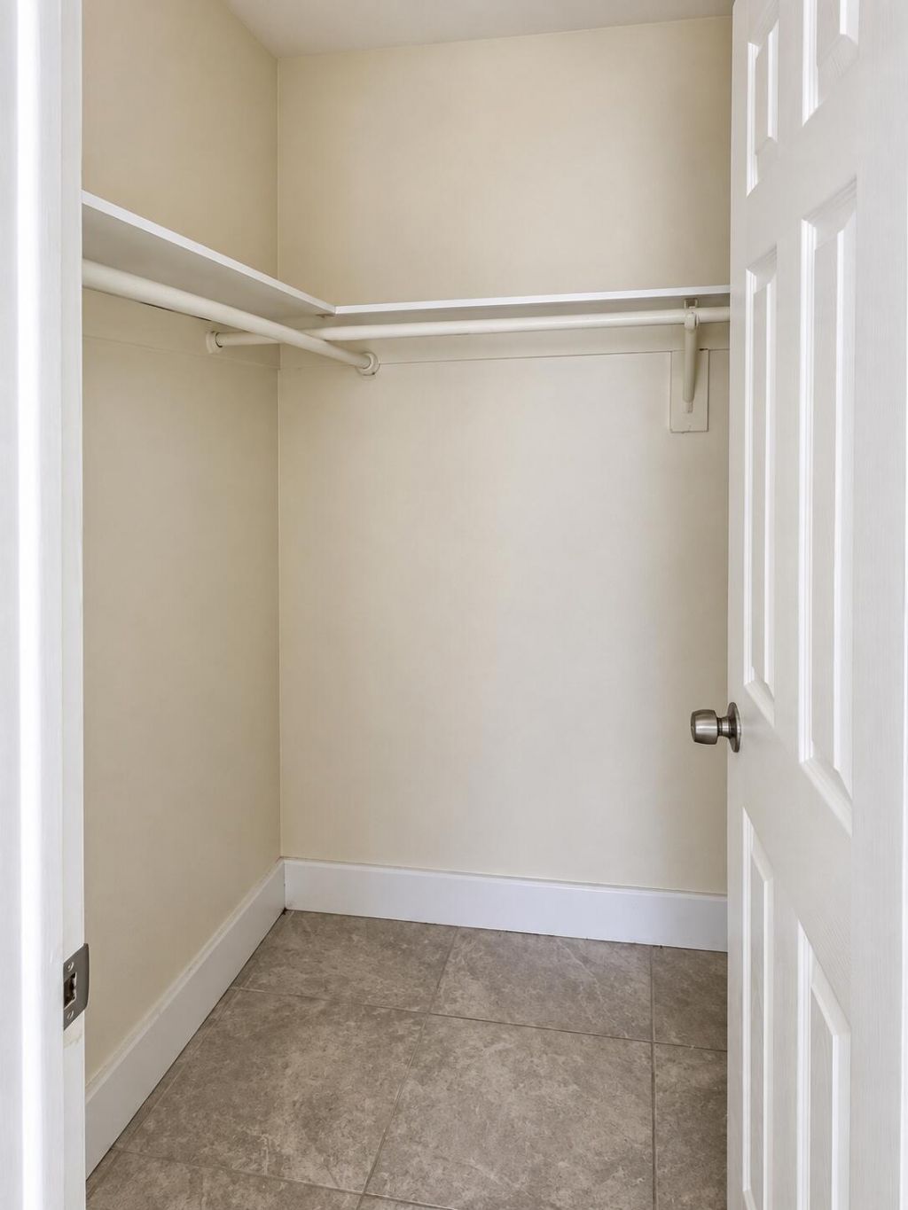 1500 Crescent Circle, Unit B210, Lake Park, FL 33403 Photo