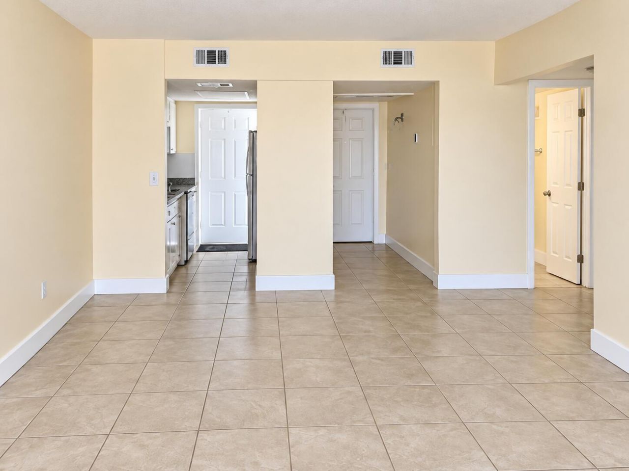 1500 Crescent Circle, Unit B210, Lake Park, FL 33403 Photo