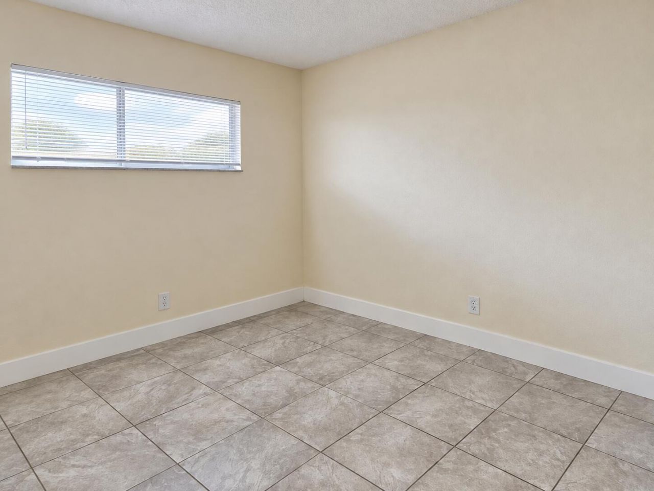 1500 Crescent Circle, Unit B210, Lake Park, FL 33403 Photo