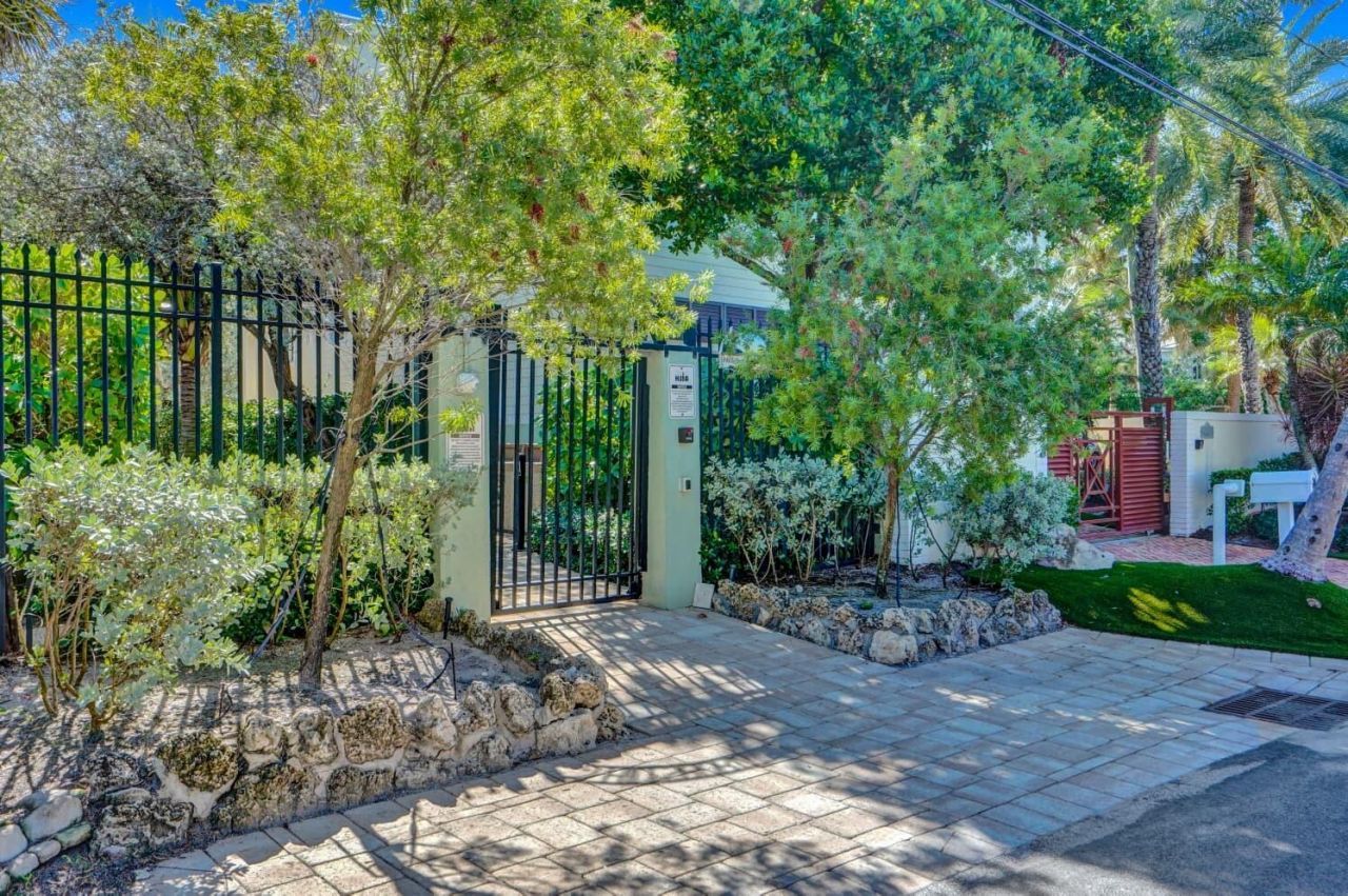 3207 Dover Road, Pompano Beach, FL 33062 Photo