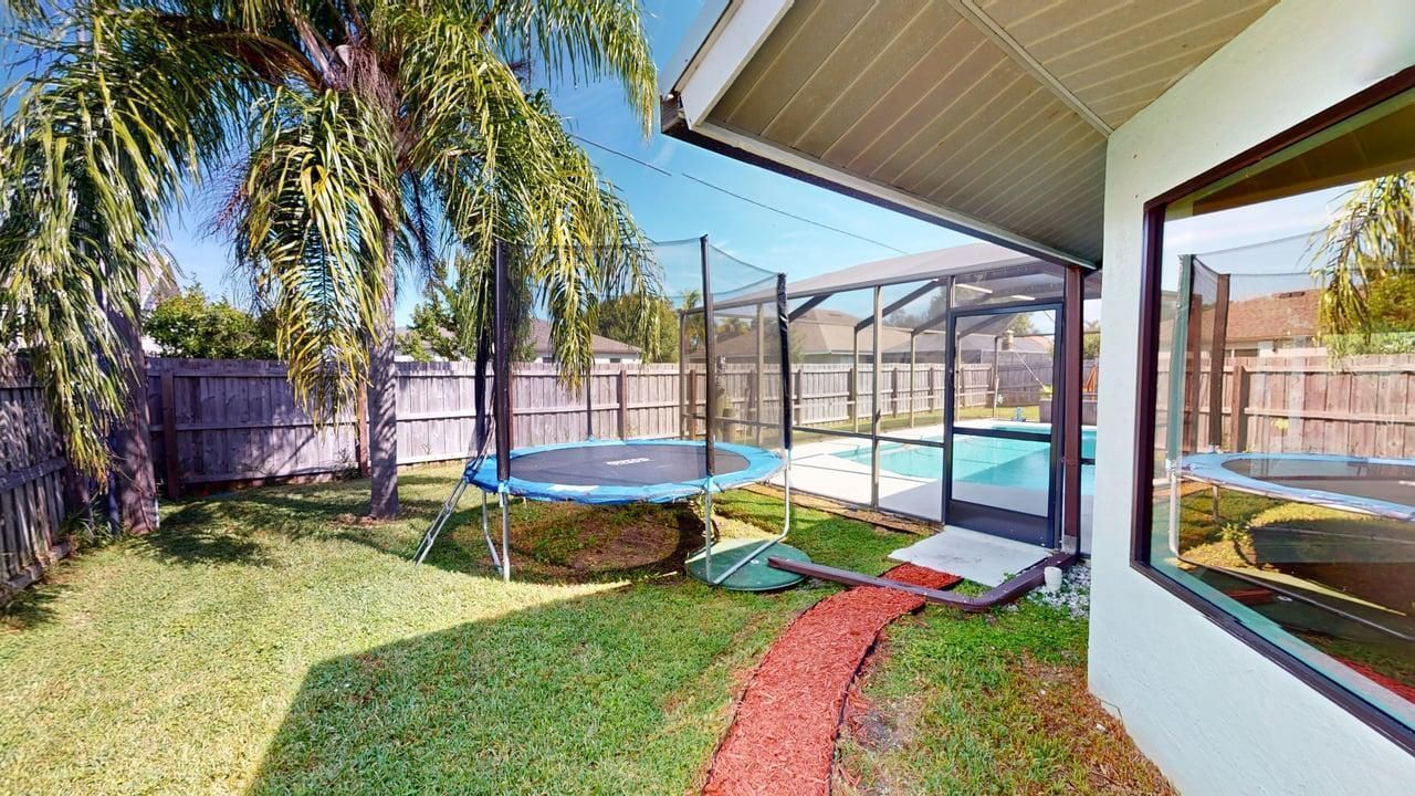2537 SE Victory Avenue, Port Saint Lucie, FL 34952 Photo