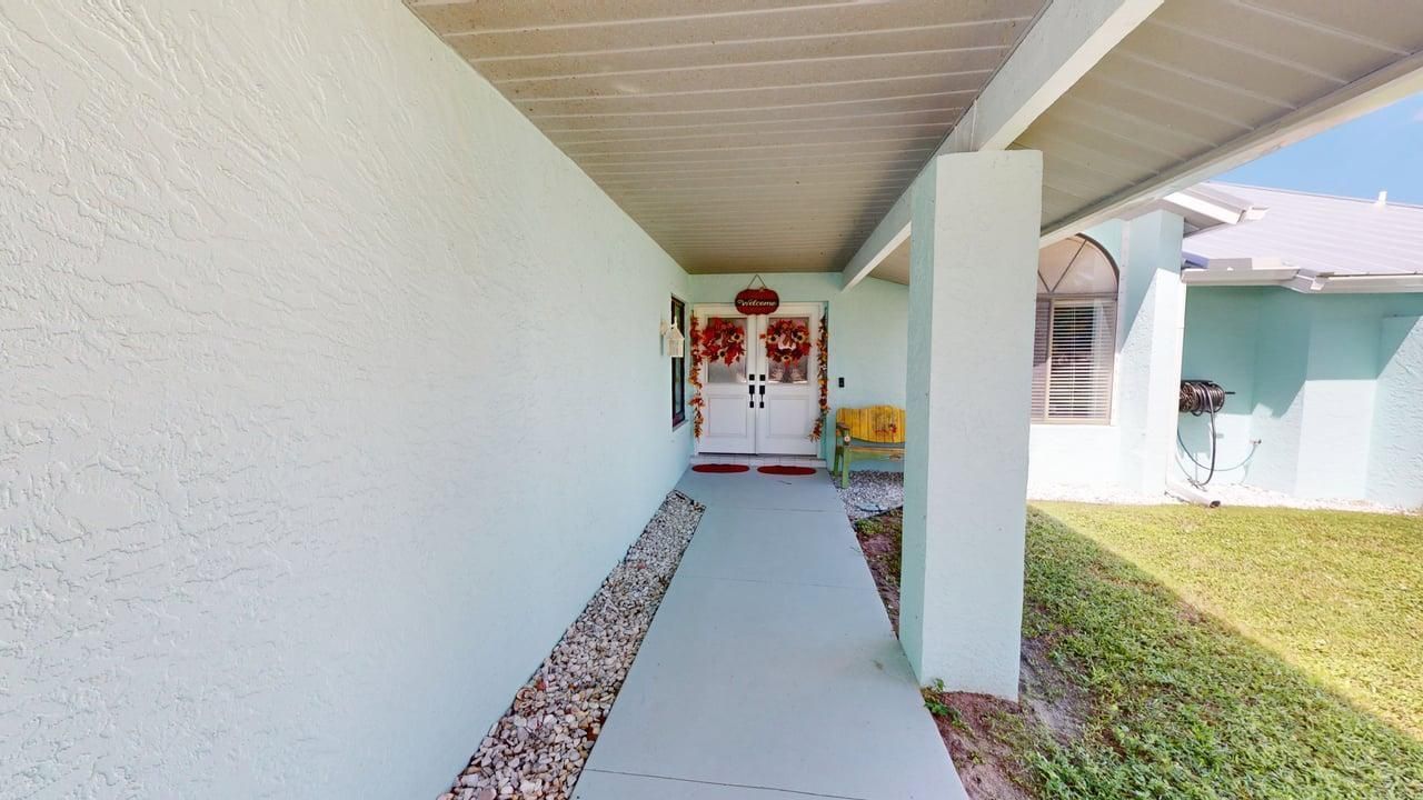 2537 SE Victory Avenue, Port Saint Lucie, FL 34952 Photo