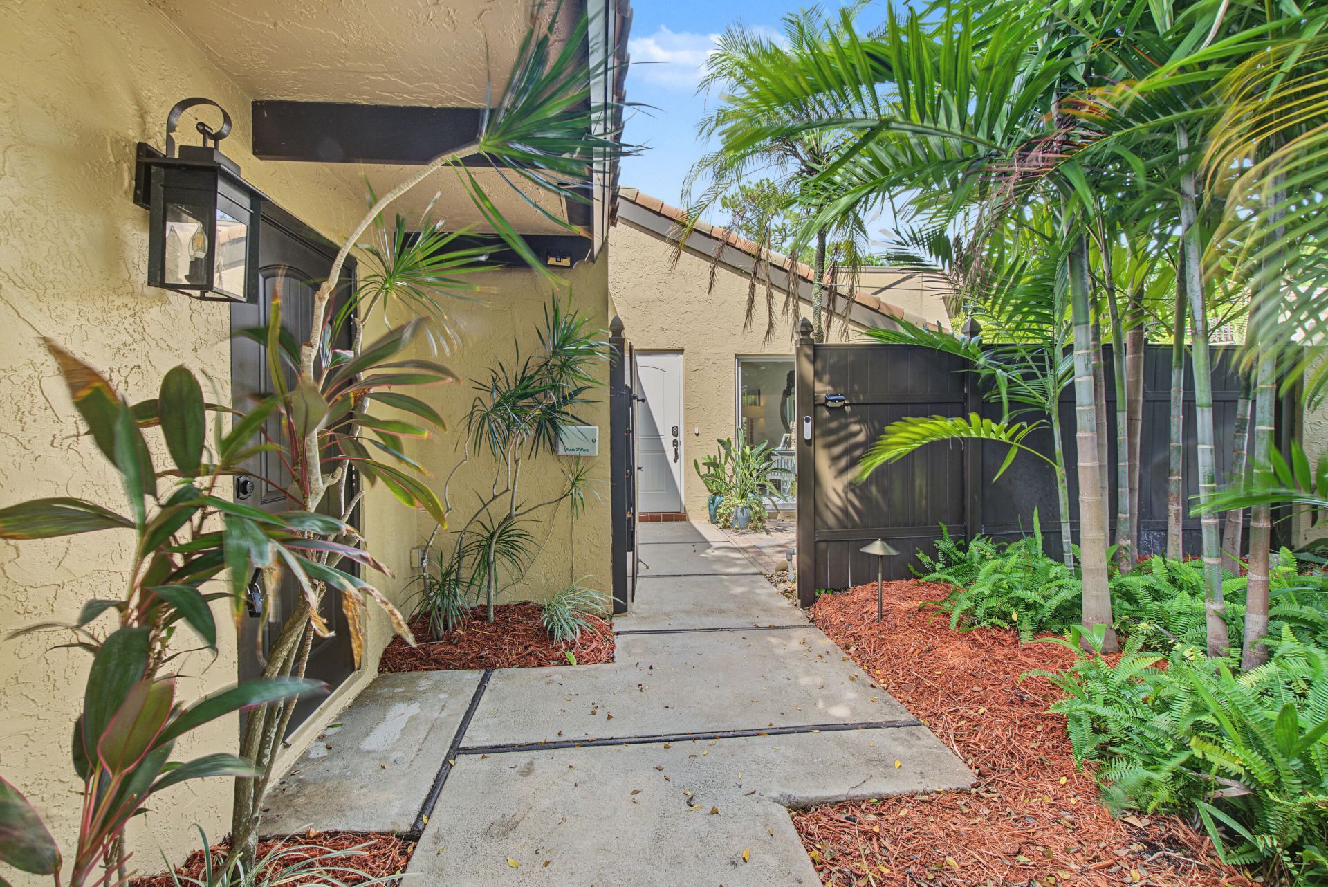 5987 Patio Drive, Boca Raton, FL 33433 Photo
