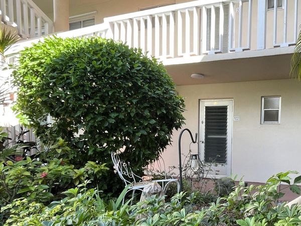 2856 Garden Drive S, Unit 102, Lake Worth Beach, FL 33461