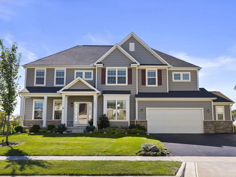 5600 Carlisle Drive, Grove City, OH 43123 Photo 2