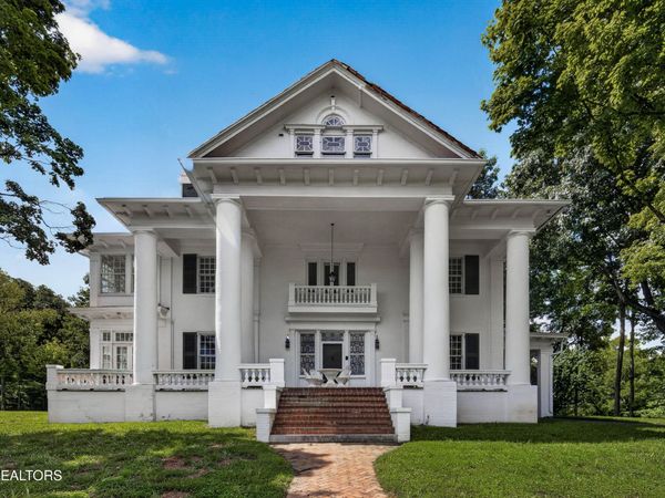 412 S Main St , Greeneville, TN 37743
