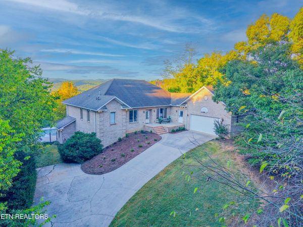 310 Teague , Sevierville, TN 37862