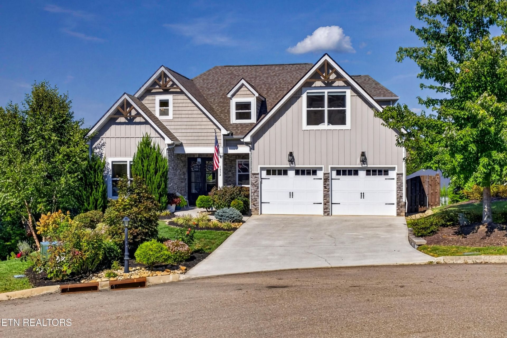 1852 Pierceson Point Lane , Knoxville, TN 37932 Main Photo