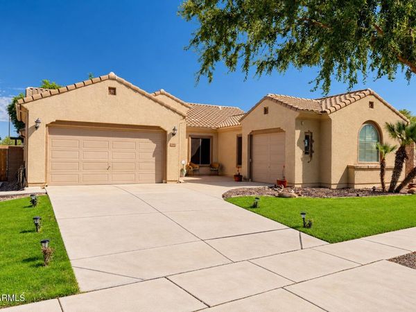 5987 S JOSLYN Lane, Gilbert, AZ 85298