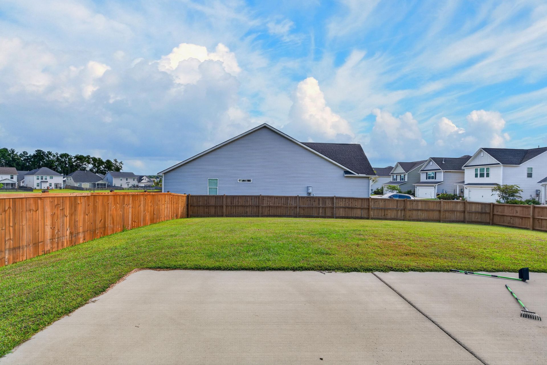 449 Eagleview Drive Photo 4