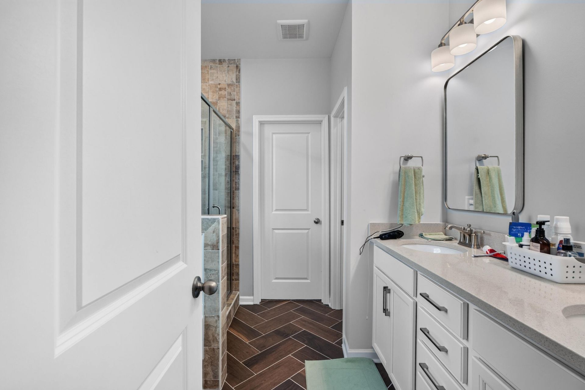 449 Eagleview Drive Photo 41