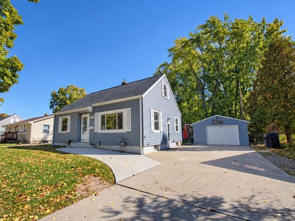 1817 GROSS AVENUE, Green Bay, WI 54304