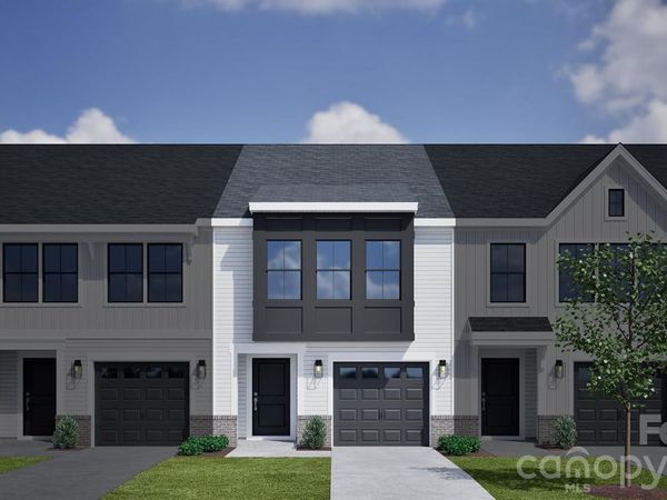 7436 Mashburn Drive , Charlotte, NC 28269