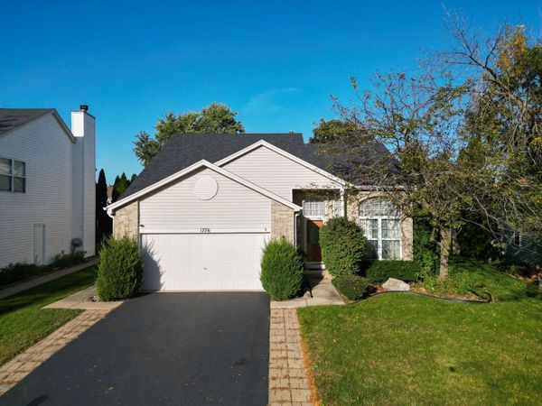 1776 Autumn Woods Lane , Romeoville, IL 60446