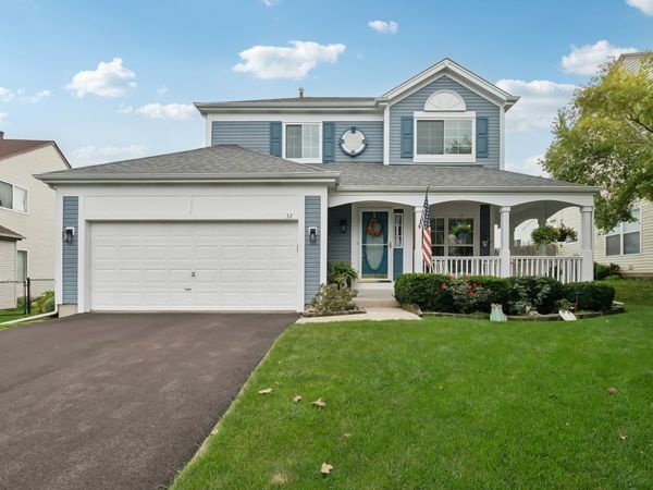 32 E Dahlia Lane , Round Lake Beach, IL 60073