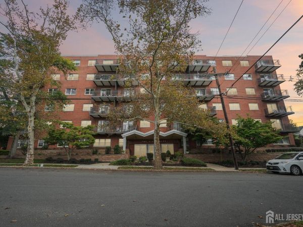 123 S Adelaide Avenue, Highland Park, NJ 08904