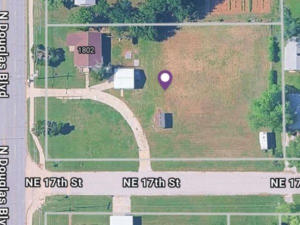 1802 N Douglas Boulevard, Midwest City, OK 73141