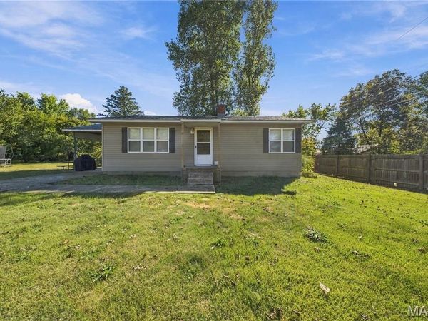 801 E Jack Street , Salem, MO 65560
