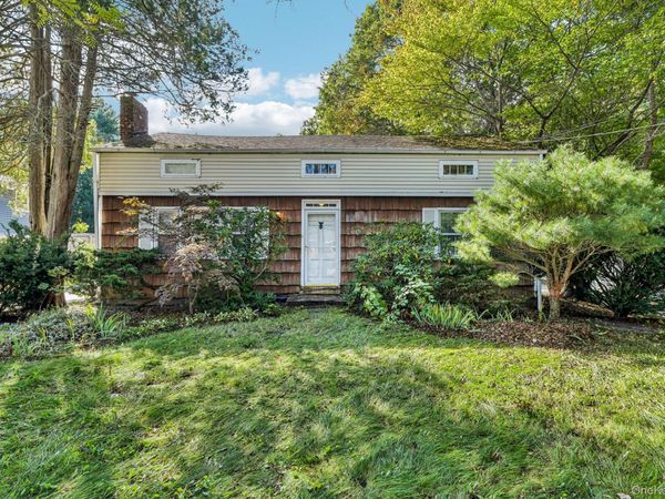 18 Wrana Street , Medford, NY 11763