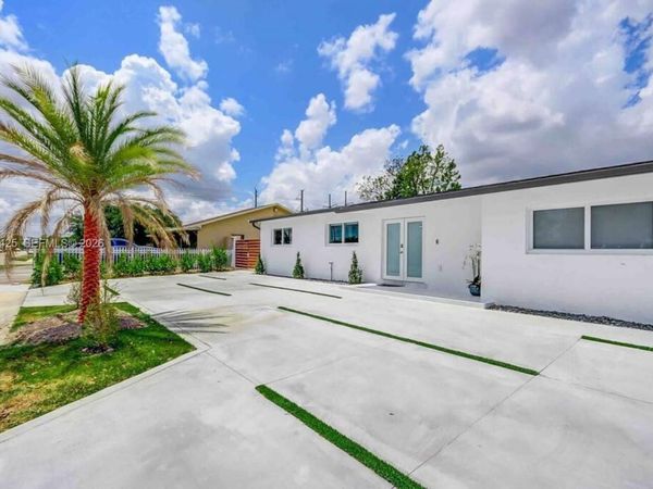 3530 SW 104th Ave , Unit 1, Miami, FL 33165