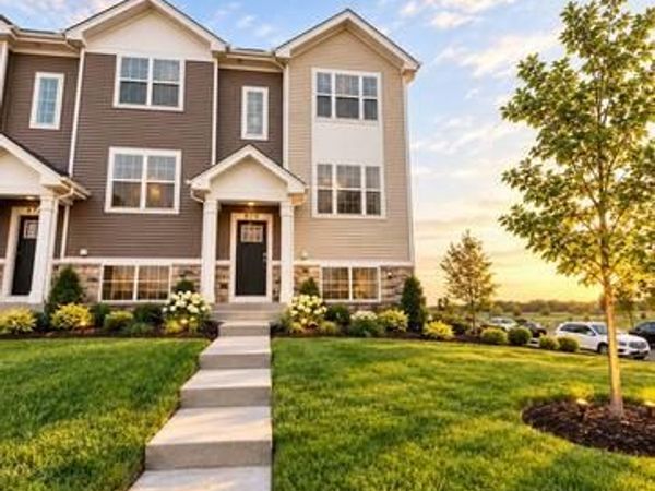 870 Briar Glen Court , Unit 870, Hampshire, IL 60140