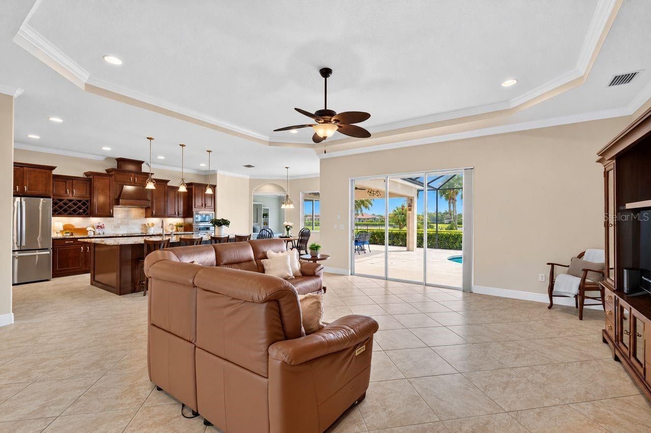 17115 4th Avenue E, Bradenton, FL 34212 Photo