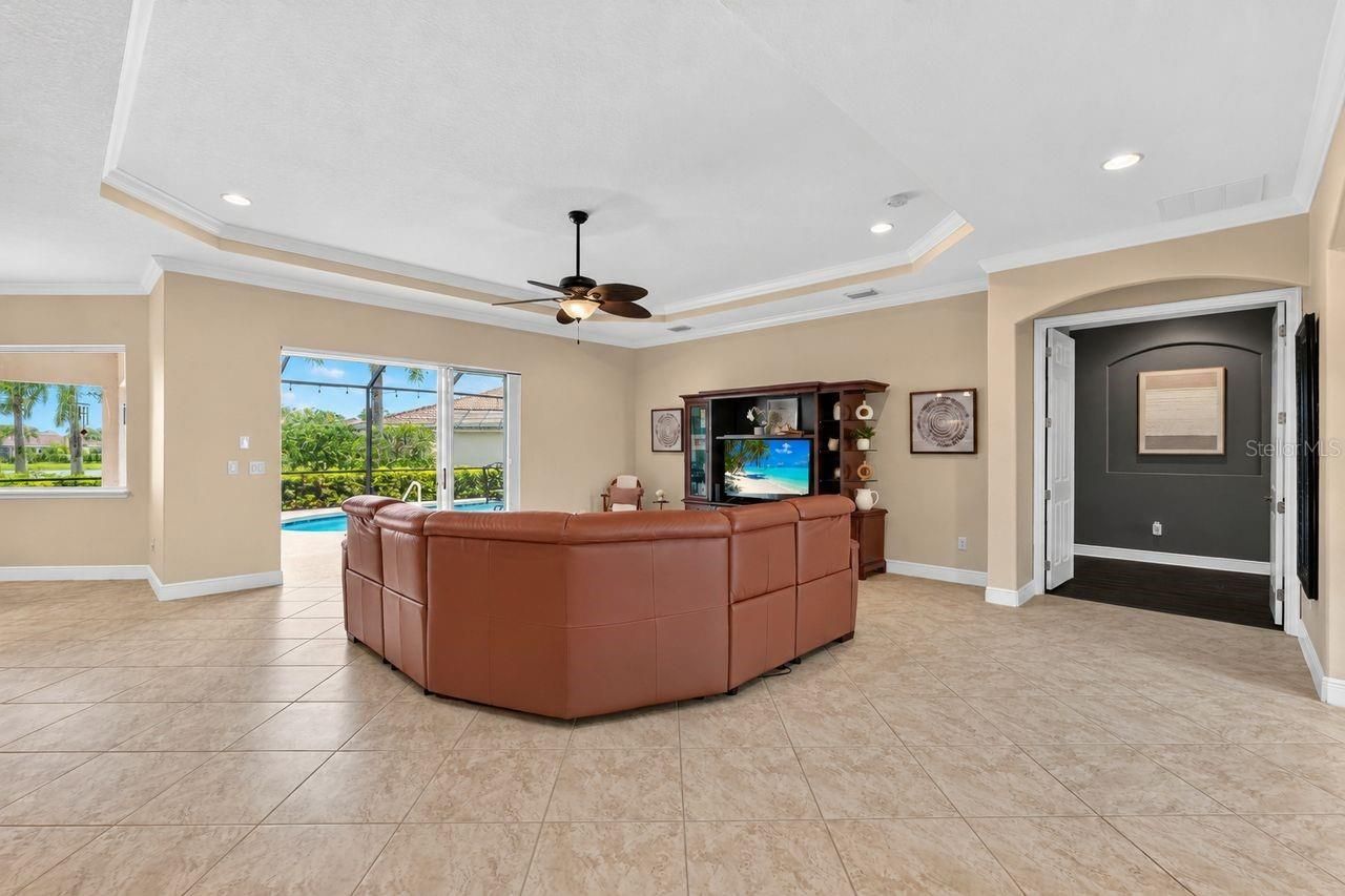 17115 4th Avenue E, Bradenton, FL 34212 Photo