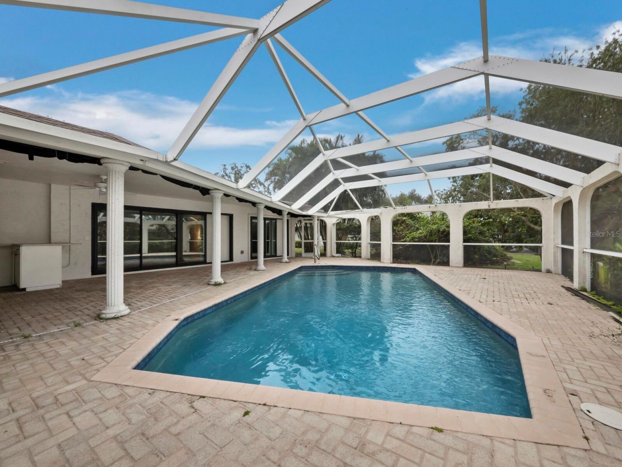 6945 Country Lakes Circle , Sarasota, FL 34243 Photo