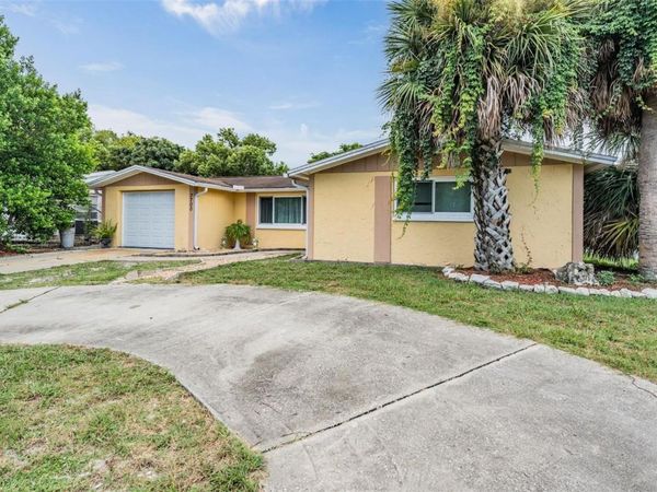 7700 BIRCHWOOD DRIVE , PORT RICHEY, FL 34668