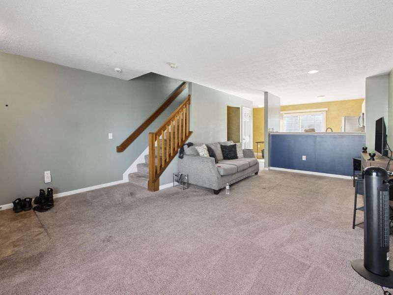 6465 Nottinghill Trail Drive, Canal Winchester, OH 43110 Photo 4